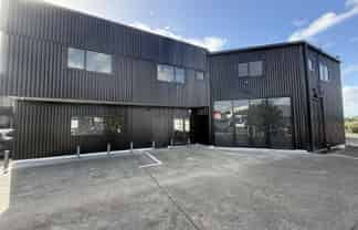 Fully Redeveloped Westgate Retail/Showroom