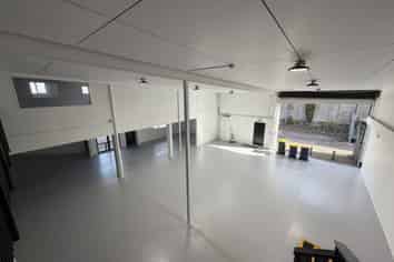 Fully Redeveloped Westgate Retail/Showroom