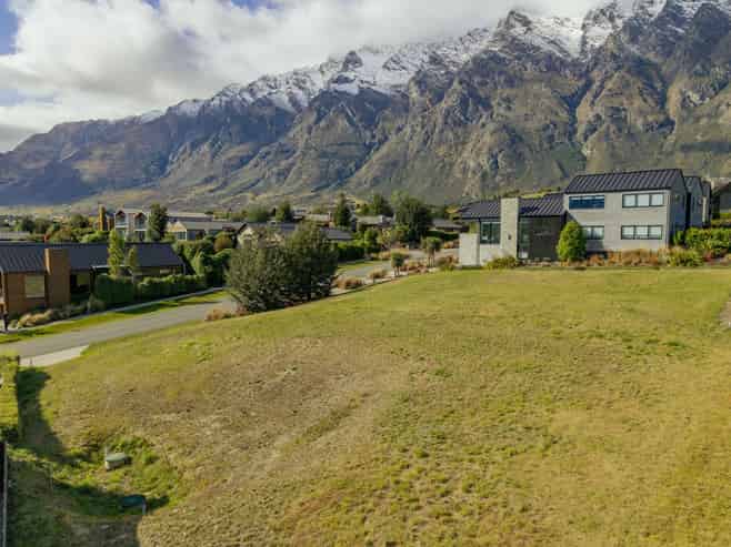 55 McAdam Drive, Queenstown