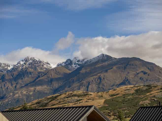 55 McAdam Drive, Queenstown