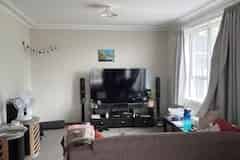 22 Constitution Avenue, Milton