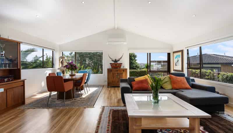 820 Whangaparaoa Road, Manly