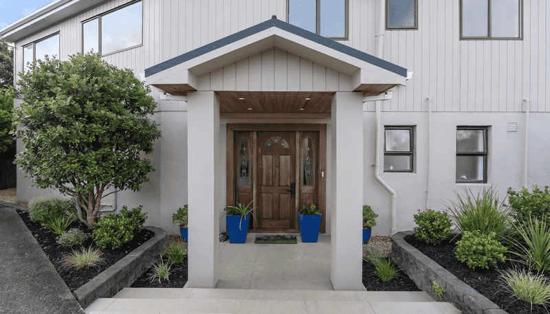 820 Whangaparaoa Road, Manly