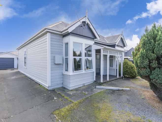 76 Bay View Road, South Dunedin
