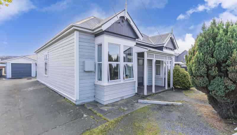 76 Bay View Road, South Dunedin