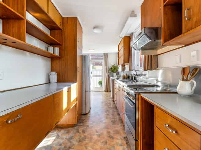 527 Broadway, Miramar