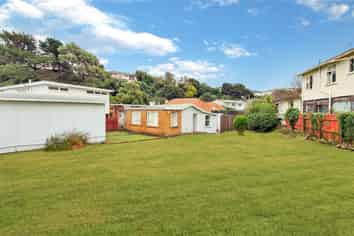 529 Broadway, Strathmore Park
