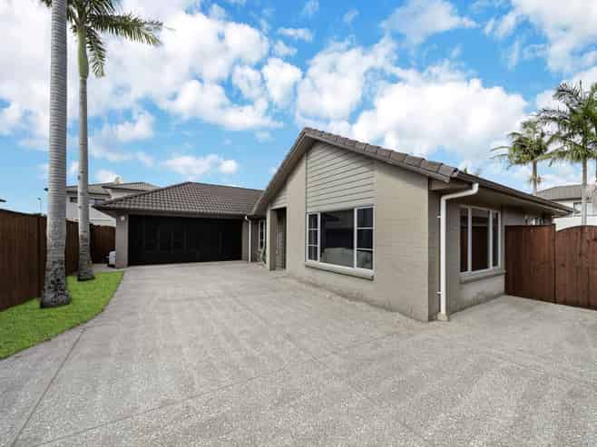 5 Alvre Place, Flat Bush