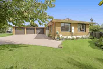 35 Clivedene Street, Matua