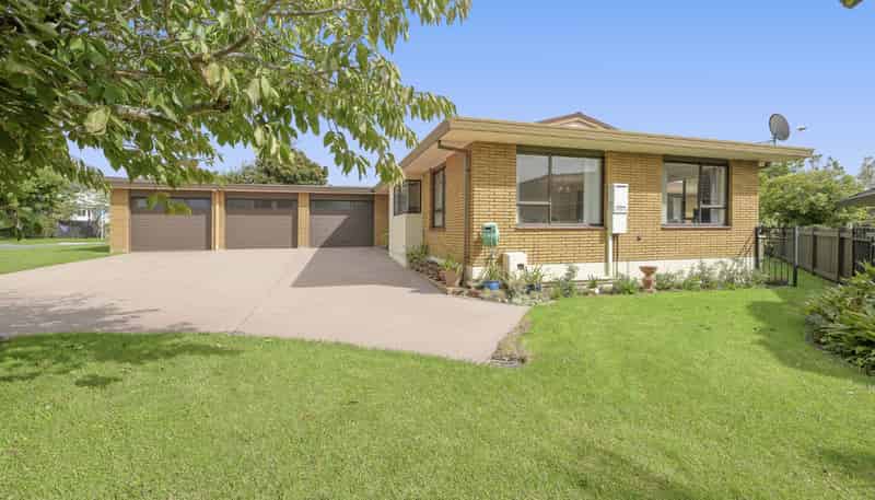 35 Clivedene Street, Matua