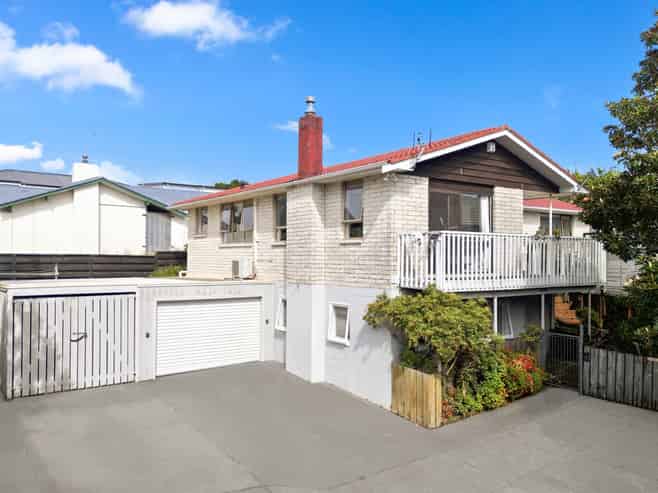 319 Albany Highway, Albany