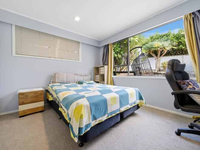 319 Albany Highway, Albany