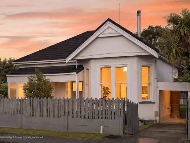 672 Worcester Street, Linwood