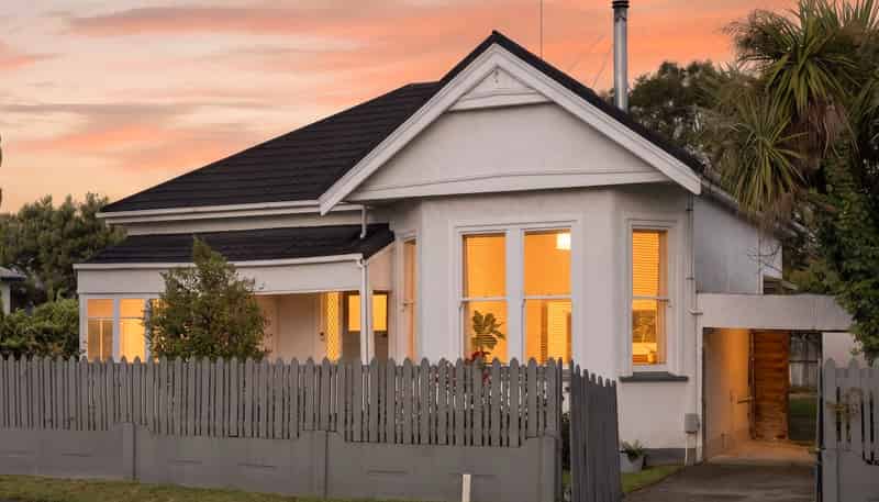 672 Worcester Street, Linwood