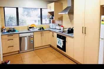 7 Staines Avenue, Mangere East