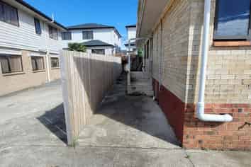 7 Staines Avenue, Mangere East