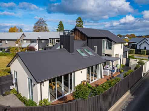 18 Millpond Place, Parklands