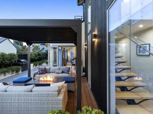 18 Millpond Place, Parklands