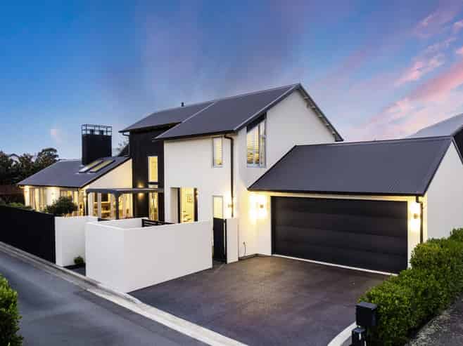 18 Millpond Place, Parklands