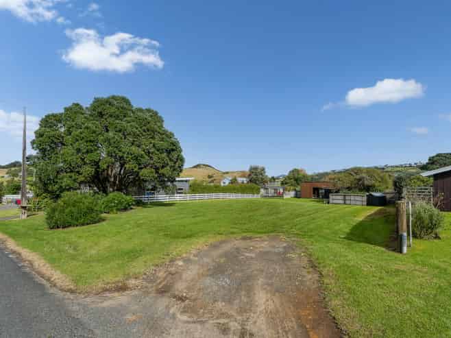 33 Joseph Road, Whitianga