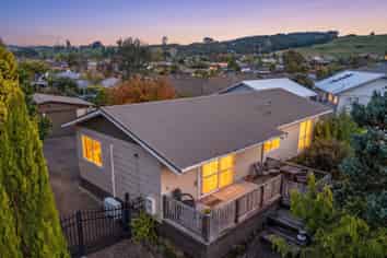 3 Augustus Earle Place, Pukehangi