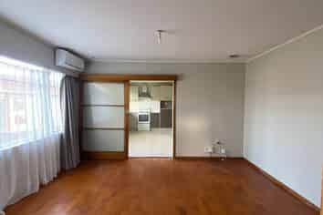 27 Dale Crescent, Pakuranga