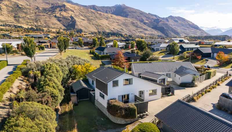 13 Niger Street, Wanaka