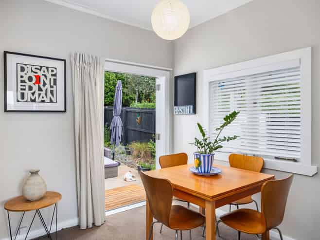 9 Lynwood Road, New Lynn