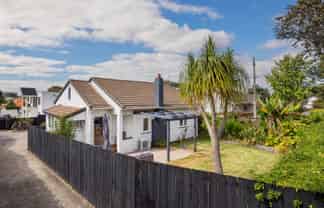 9 Lynwood Road, New Lynn