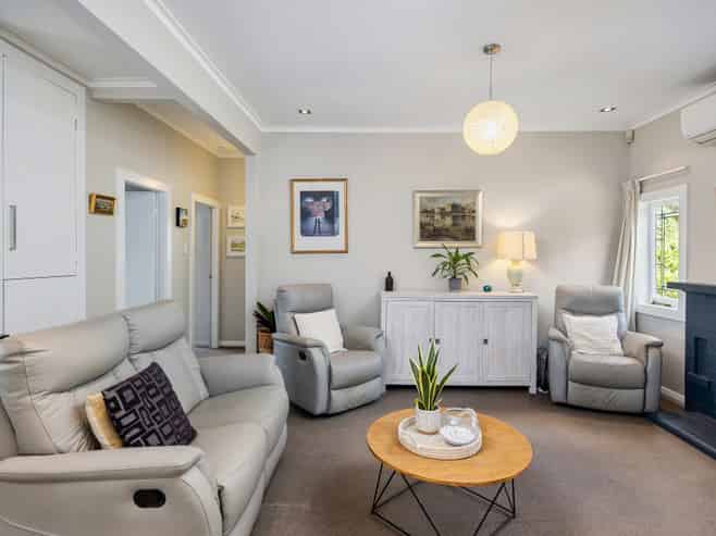 9 Lynwood Road, New Lynn