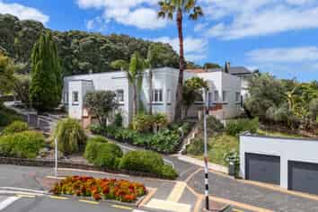 3/64  Victoria Road, Devonport