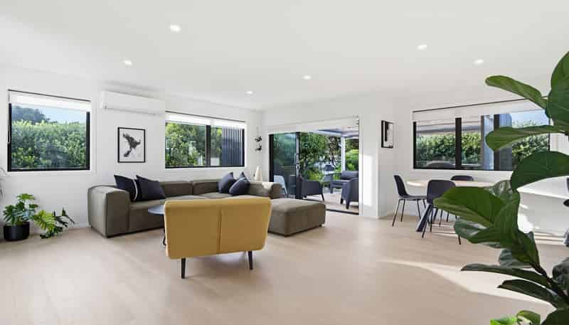 141B Oceanview Road, Mount Maunganui
