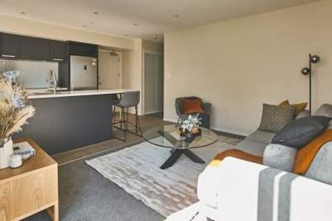 Conveniently located near MIDDLEMORE - Widok 3