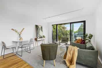 31 Chaytor Street, Karori