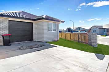 20 Silver Fern Lane, Papamoa
