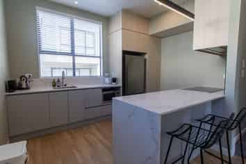 15 Wai Court, Takapuna