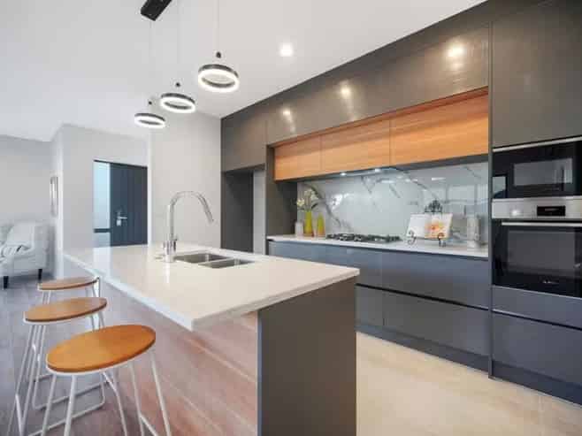 30 Cloonlyon Drive, Flat Bush