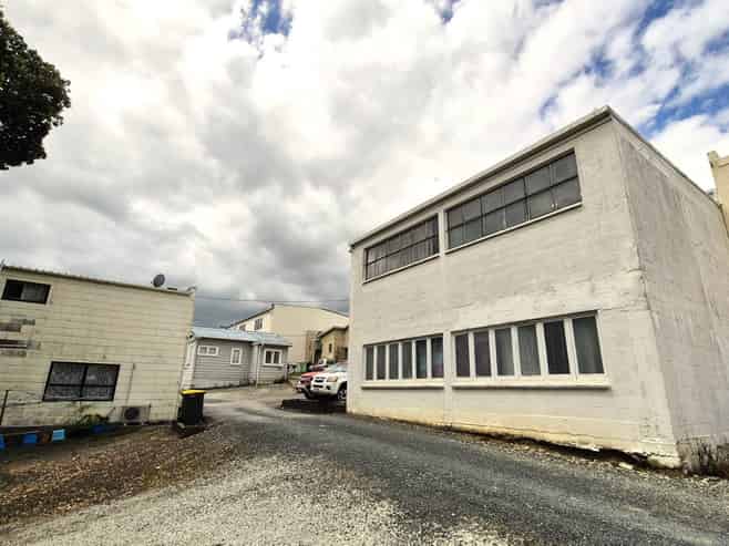 163-167 Rodney Street, Wellsford