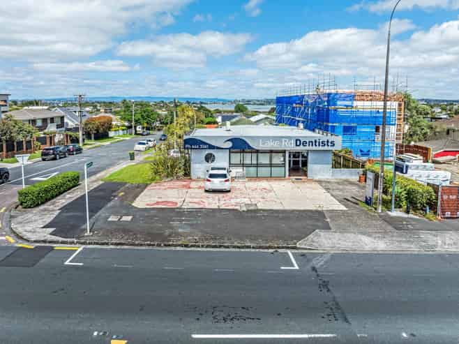 161 Lake Road, Belmont