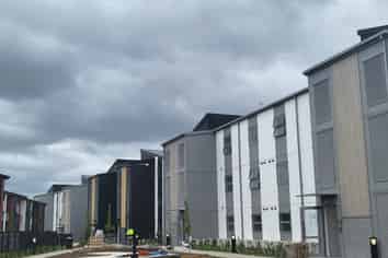 203/30 Shortfin Place, Flat Bush