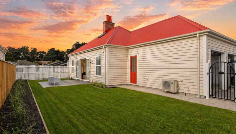 7A Waitikiri Drive, Parklands