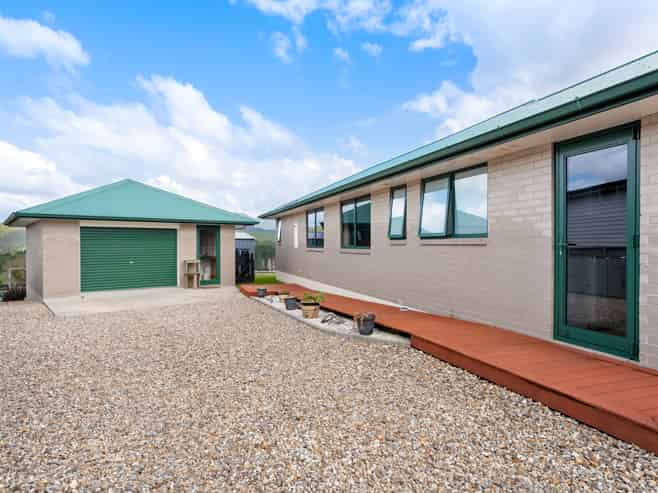 20 Manatu Close, Whangamata