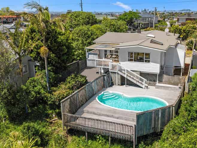 108 Coronation Road, Hillcrest