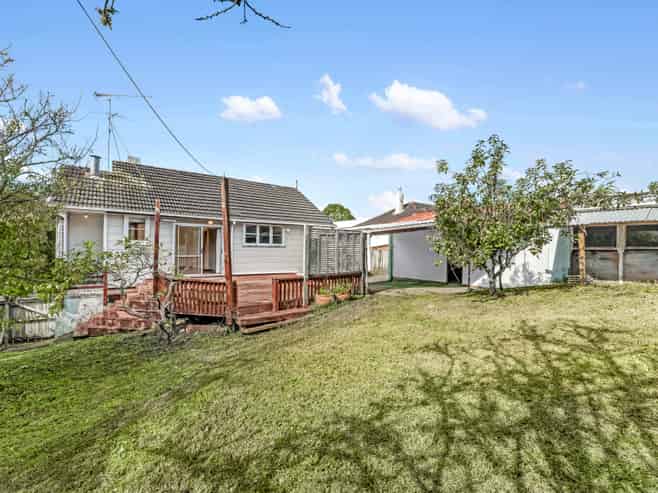 30 Castledine Crescent, Glen Innes