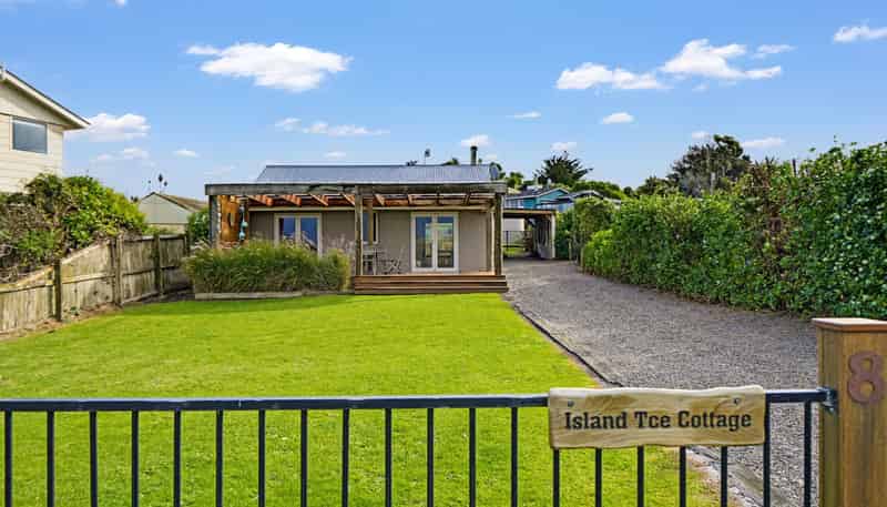 8 Island Terrace, Motunau