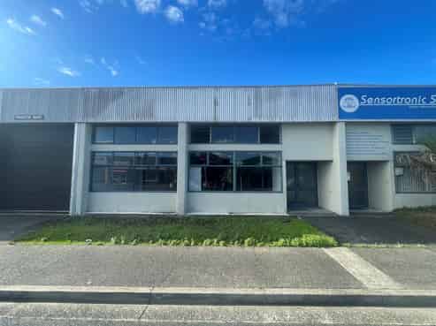 351sqm Functional facility – Town Basin located