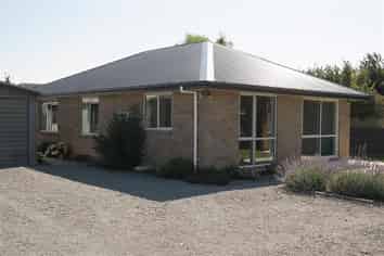 a/24 Kitchener Street, Ashburton