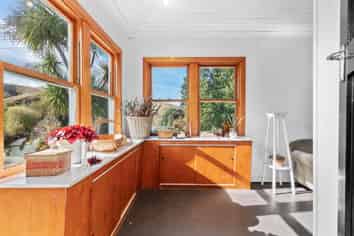 28 Harrington Street, Lawrence