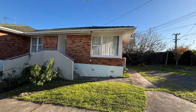 1/158 White Swan Road, Mount Roskill