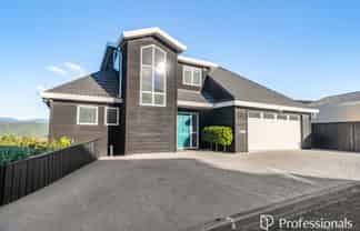 53 Redvers Drive, Belmont